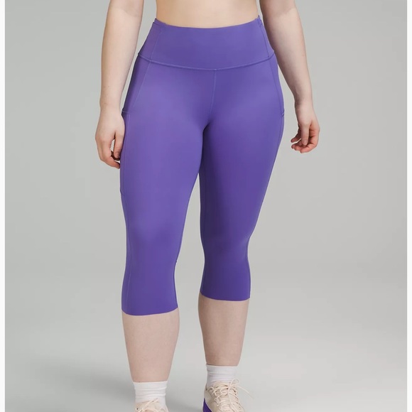 NWT Lululemon Fast and Free Crop 19” Charged Indigo - Picture 1 of 2
